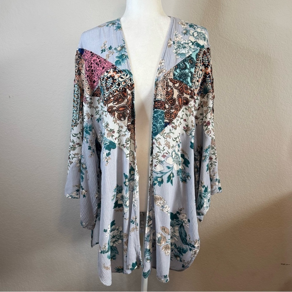 Entro Lightweight Patchwork Boho Blue Floral Open Front Cardigan Kimono Topper